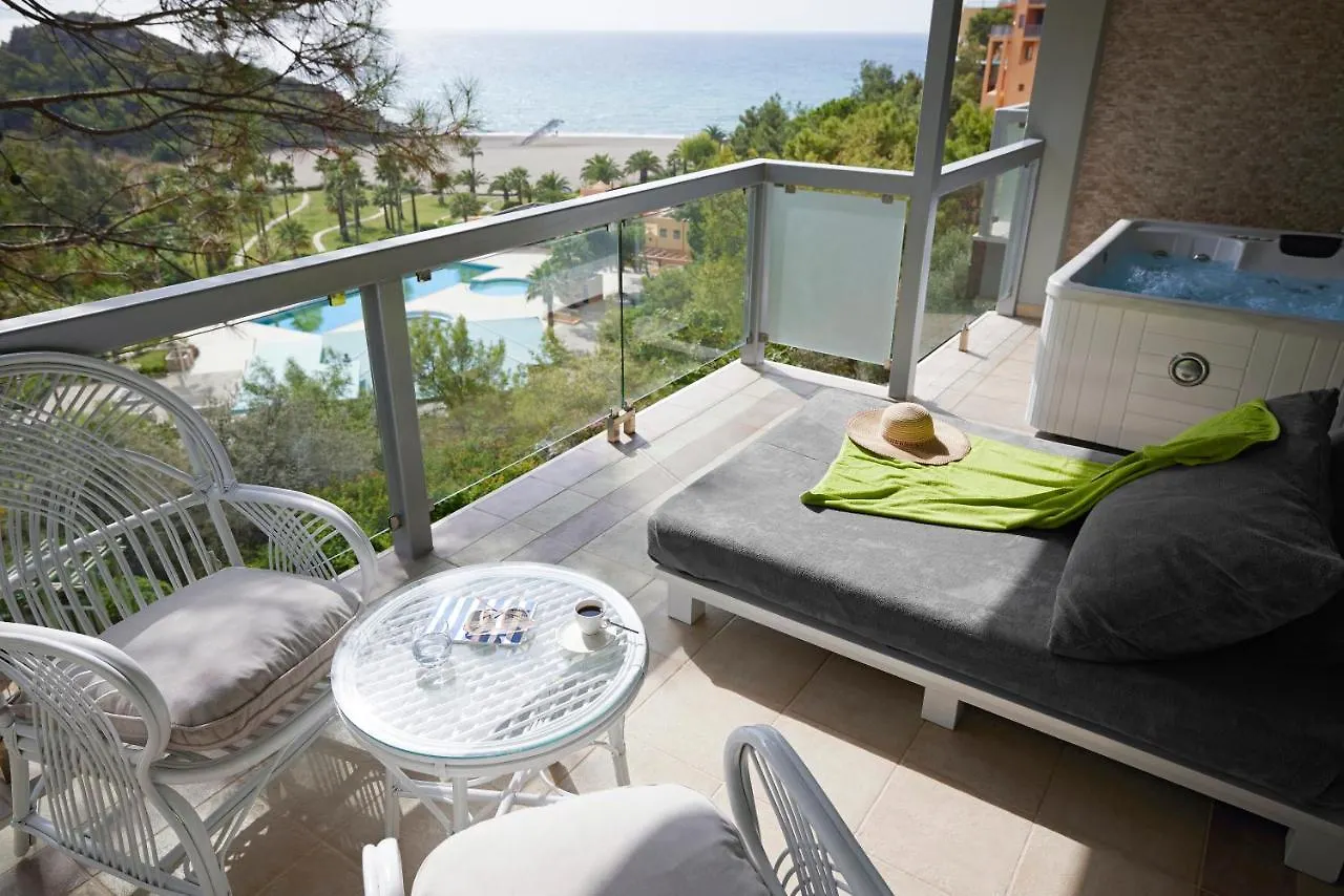 Hotel Robinson Sarigerme Park Dalaman 4*,